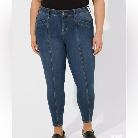 Torrid Jeans Women Size 26 S Bombshell Skinny Premium Slit Front Stretch D - Picture 2 of 14